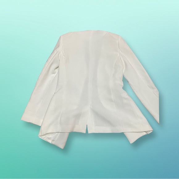Formal white blazer - Picture 2 of 3